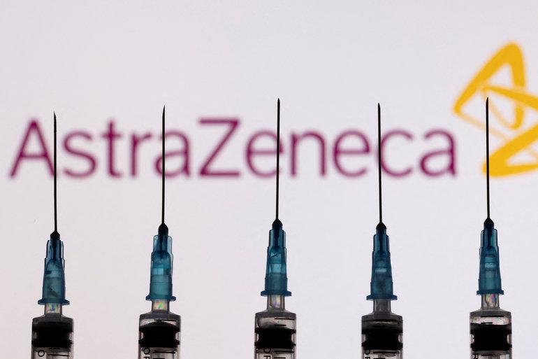 AstraZeneca dropper salg af omstridt vaccine på verdensplan