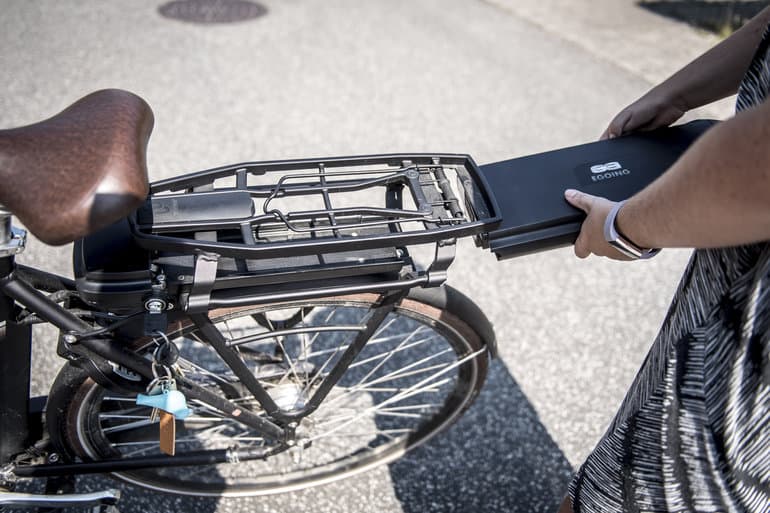 Elcykler skal hjælpe landsbyer, hvor mange busruter er beskåret