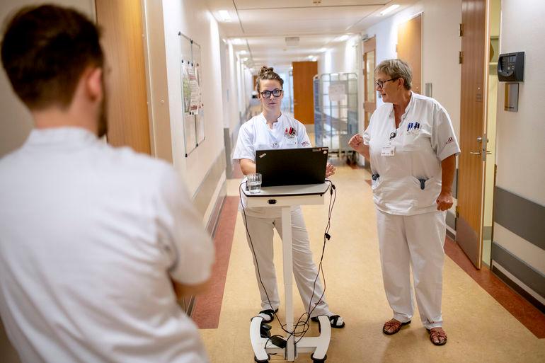 Midtjylland vil stort set udfase eksterne vikarer på hospitaler og bosteder