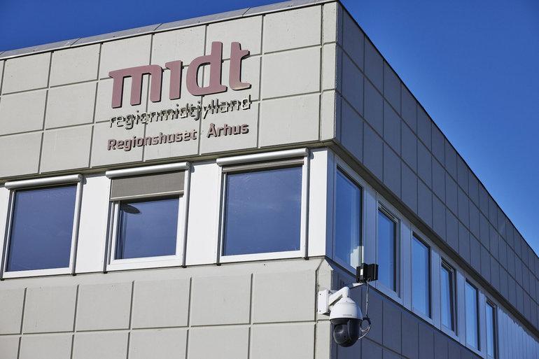 Tv og radio på hospitaler koster Region Midtjylland 10 mio. kr.